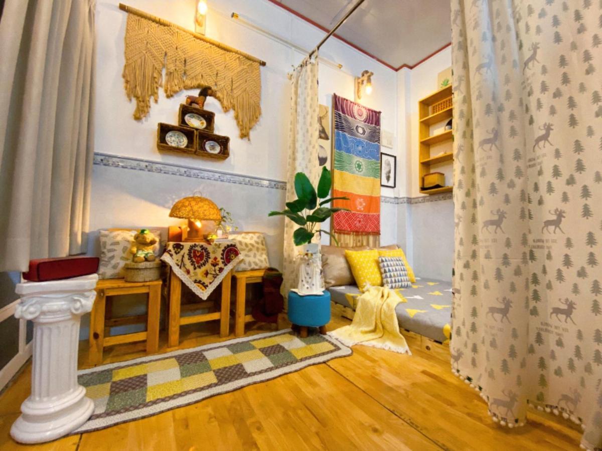 Maneki Neko Homestay - Nha Rieng Binh Yen, Am Cung 胡志明市 外观 照片